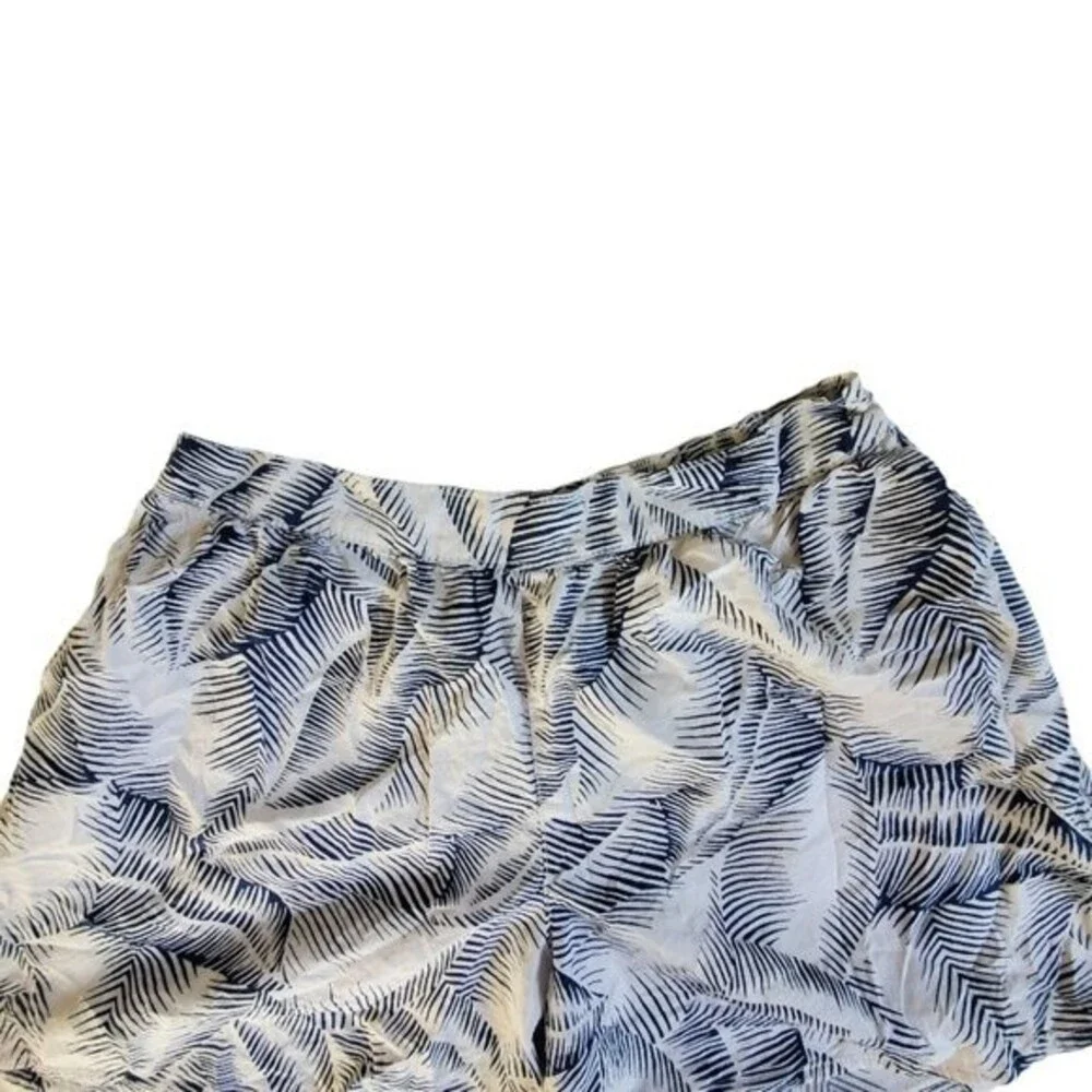 Gap Kids blue white leaf print shorts sz XXL